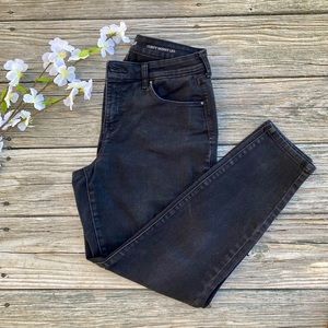 Style & Co. Petite Curvy Skinny Leg Black Jeans - Size 10P